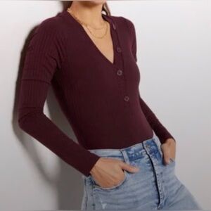 Good American Burgundy Ribbed Henley Long Sleeve Bodysuit Size Small